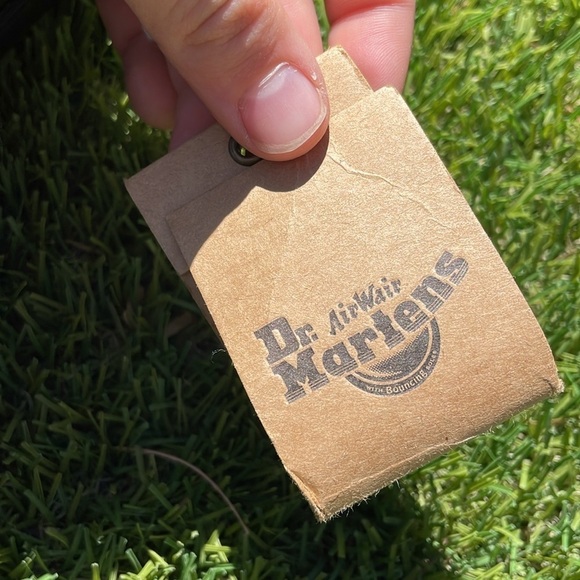 NWT DR MARTENS 2976 Hi Smooth Leather Chelsea Boots! - Picture 8 of 16